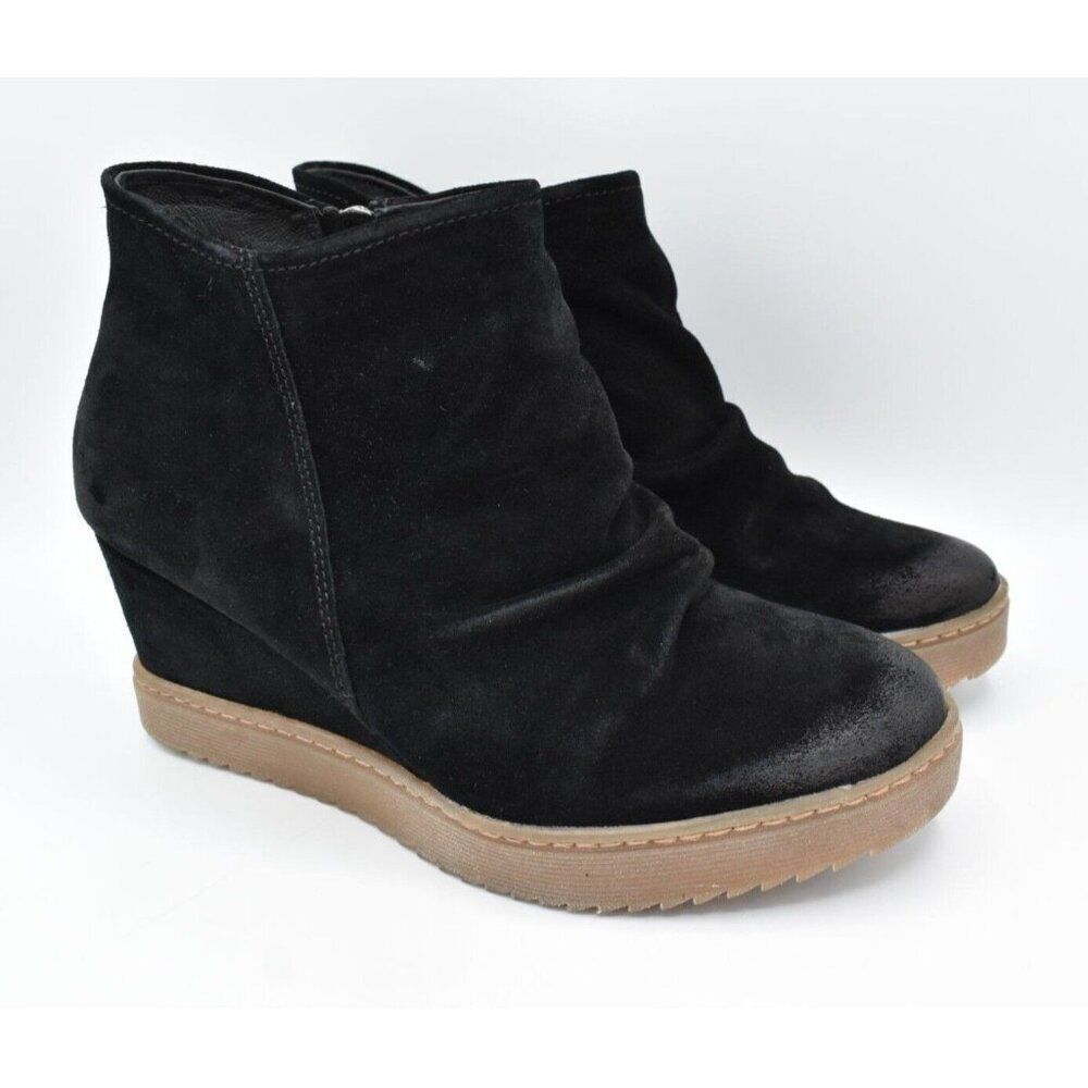 Sofft Siri Booties Women Size 9 Black Suede NEW Wedge Waterproof Shoes